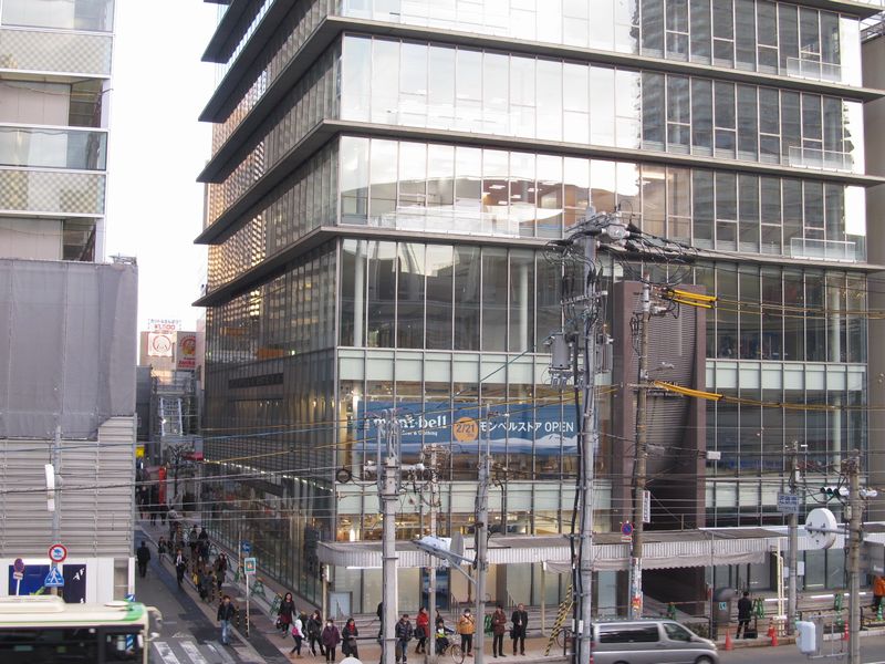 阿倍野岸本ビルが竣工 2 21に モンベル がオープン 大阪情報サロン