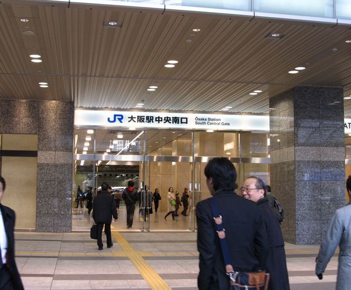 日々変化する大阪駅 5月4日グランドオープン前に4 11橋上駅舎使用開始 大阪情報サロン