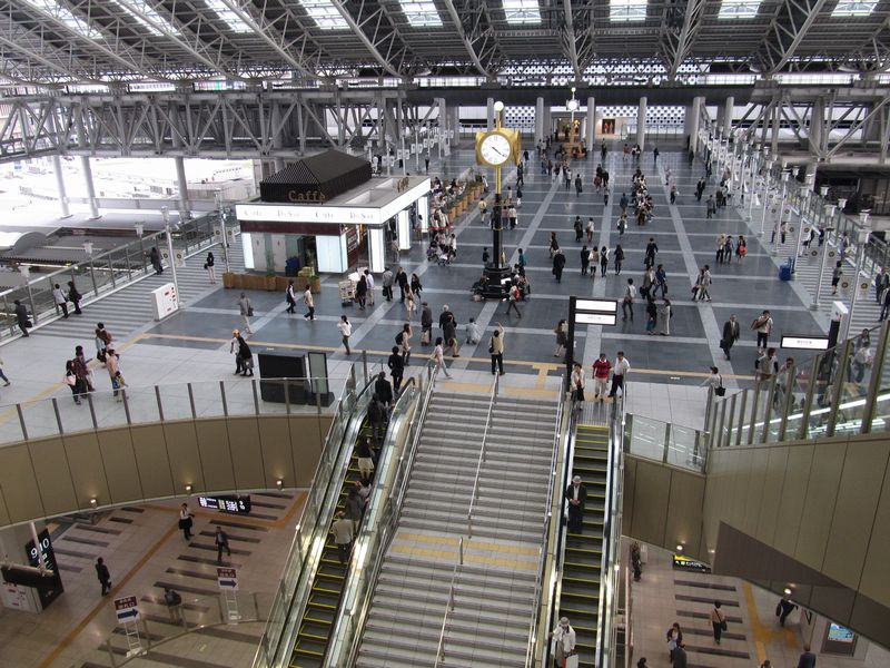 大阪駅再び 大屋根と時空の広場 大阪情報サロン